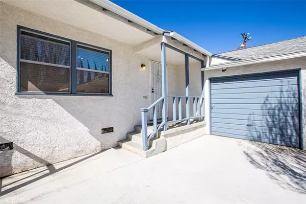 Reseda, CA 91335,19013 Schoolcraft ST