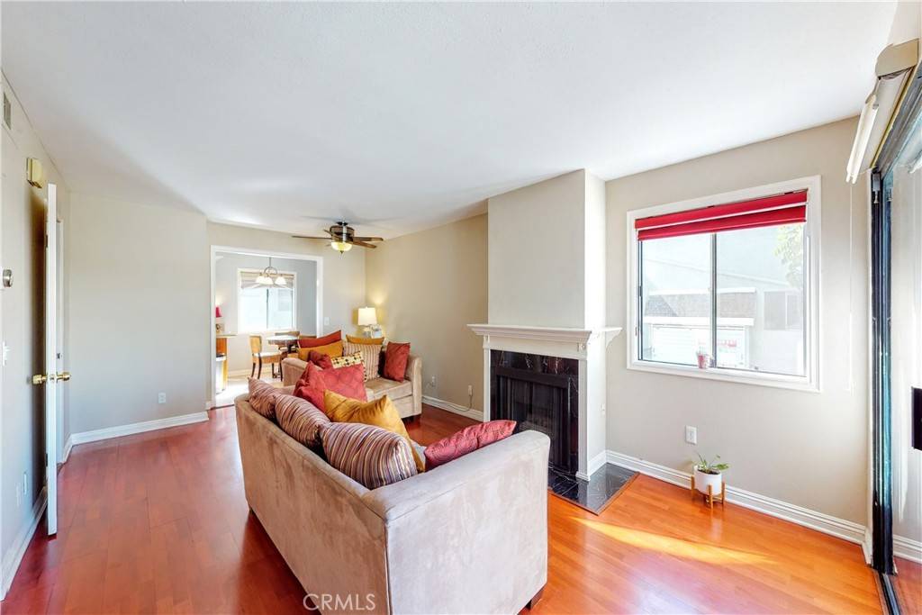 North Hills, CA 91343,9140 Burnet AVE #21