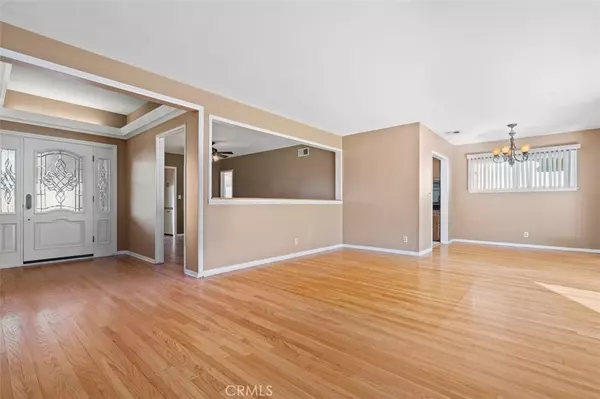 Northridge, CA 91324,8348 Yolanda AVE