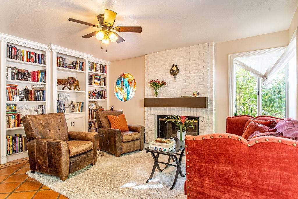 Canyon Country, CA 91387,17705 Silverstream DR