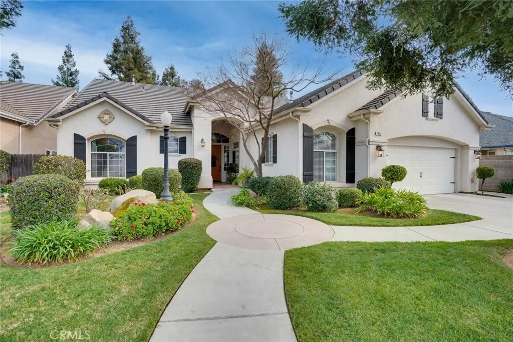 Fresno, CA 93720,7848 N 9th ST