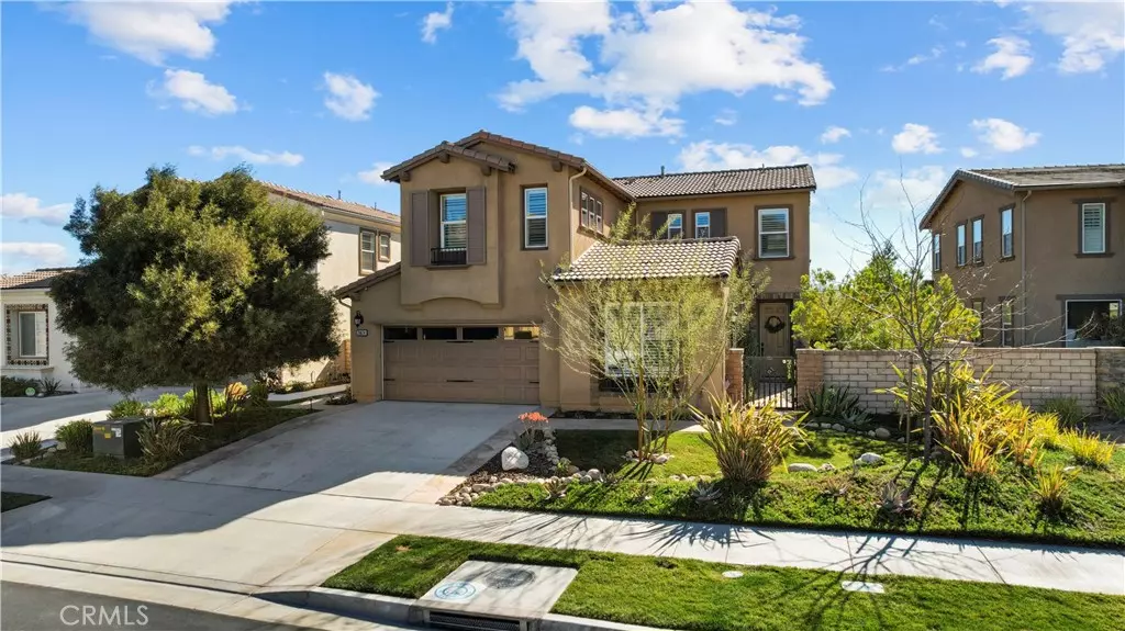 28674 Farrier DR, Valencia, CA 91354