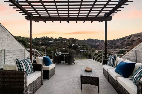 Studio City, CA 91604,3858 Alta Mesa DR