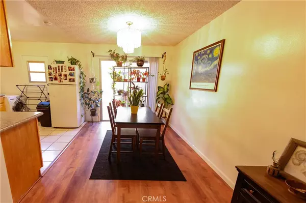 Northridge, CA 91325,17111 Roscoe BLVD #17