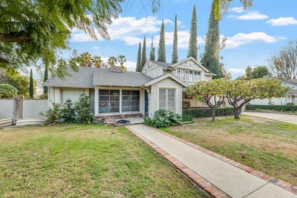 Sherwood Forest, CA 91325,17800 Raymer ST