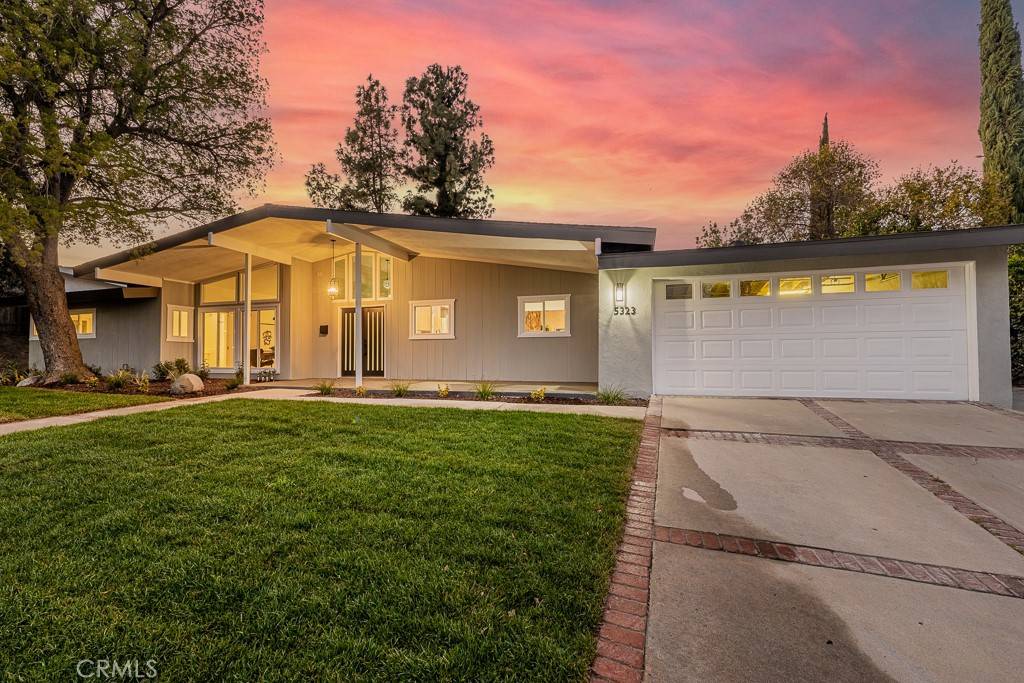 Woodland Hills, CA 91367,5323 Manton AVE