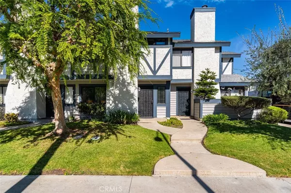 19231 Sherman WAY #10, Reseda, CA 91335