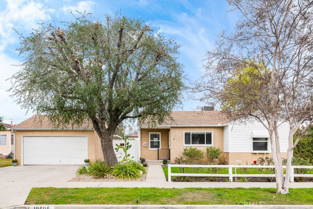 Reseda, CA 91335,19505 Vose ST