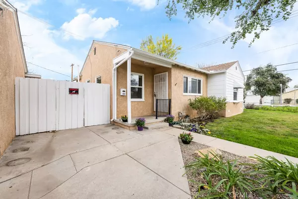 Reseda, CA 91335,19505 Vose ST