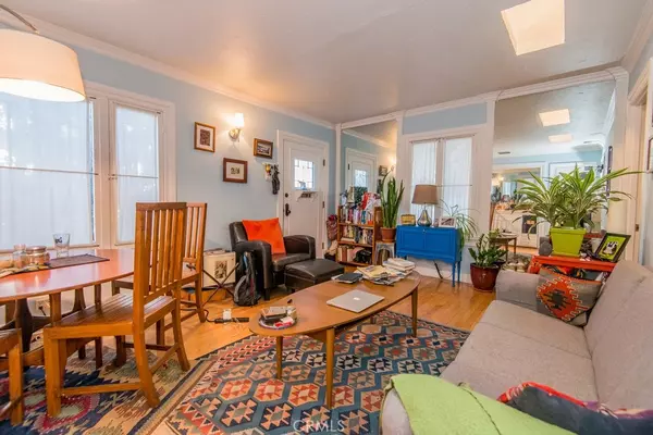 Los Angeles, CA 90046,7558 Willoughby AVE