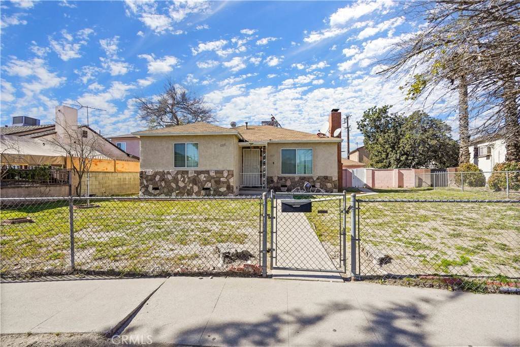 8225 Wilkinson AVE, North Hollywood, CA 91605