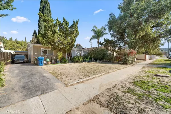 Woodland Hills, CA 91364,4942 Topanga Canyon BLVD