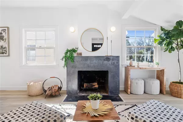 Valley Glen, CA 91401,5706 Costello AVE