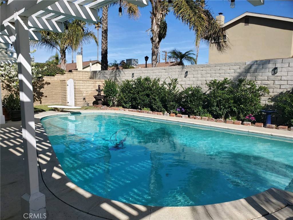Canyon Country, CA 91351,27424 Dolton DR