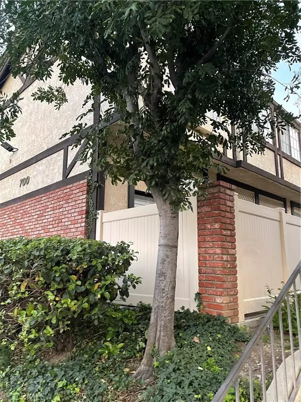 20737 Roscoe BLVD #705, Canoga Park, CA 91306