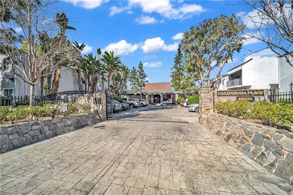 Tarzana, CA 91356,18645 Hatteras ST #278