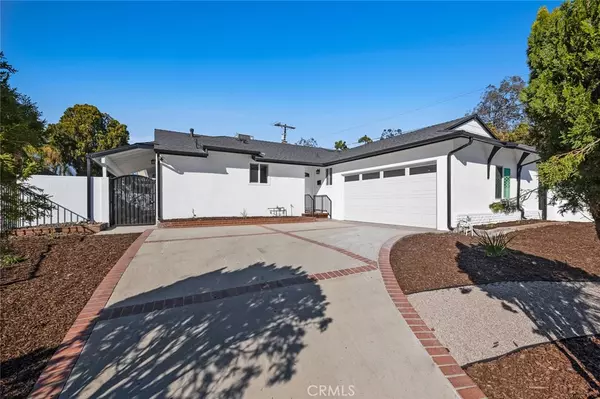 North Hollywood, CA 91605,12609 Solvang ST