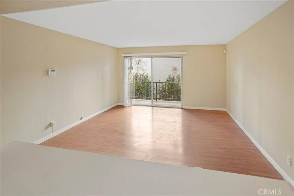 Encino, CA 91316,5460 White Oak AVE #E124