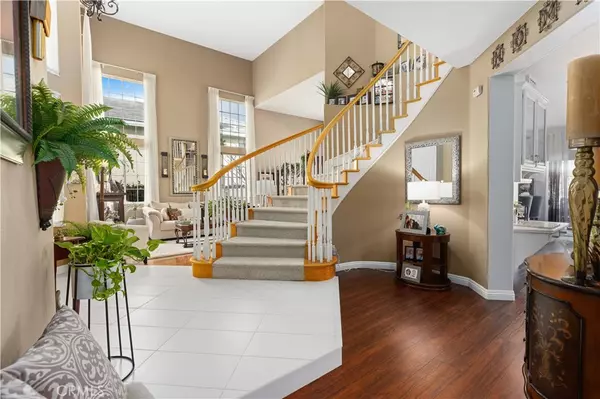 Valencia, CA 91354,23433 Summerglen PL