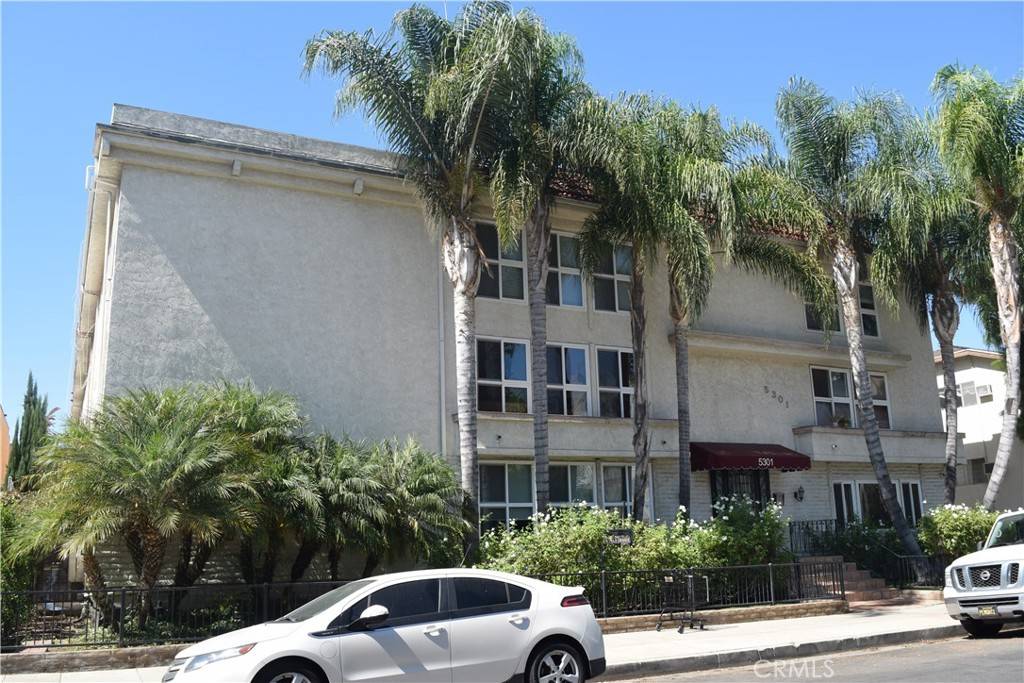 Encino, CA 91316,5301 Yarmouth AVE #4