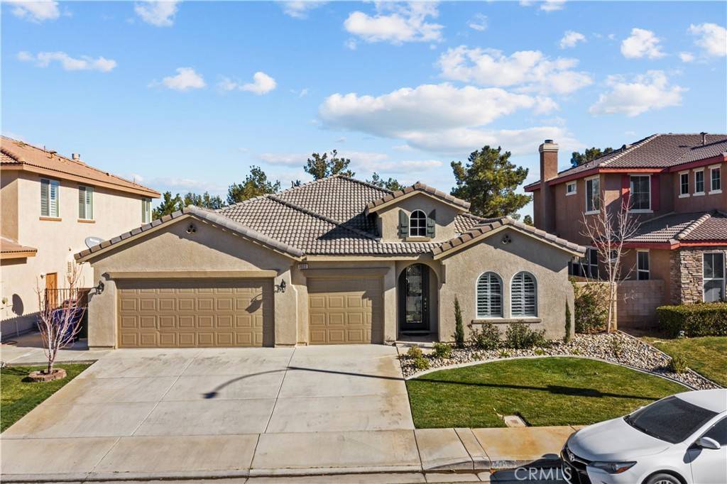 3033 Club Rancho DR, Palmdale, CA 93551