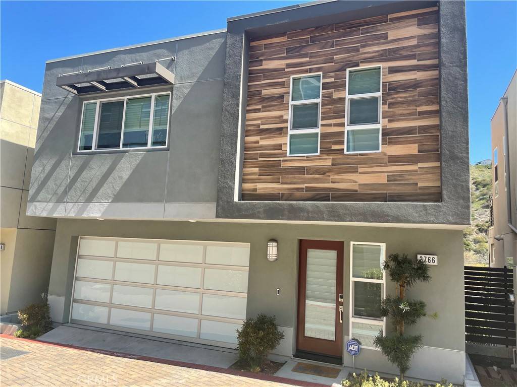 2766 Wright LN, Hollywood Hills East, CA 90068