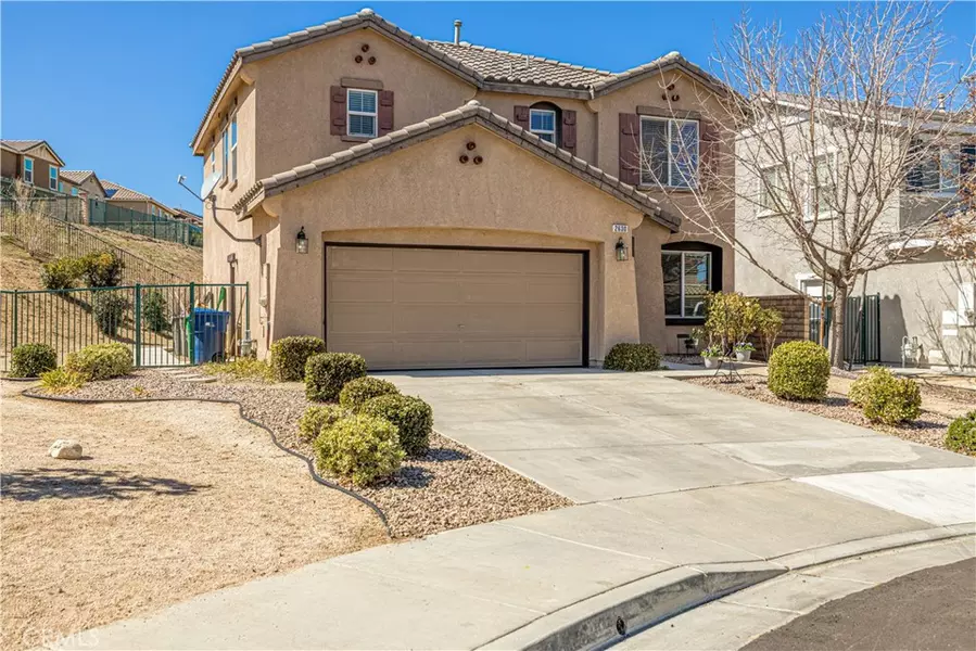 2630 Senna LN, Palmdale, CA 93551