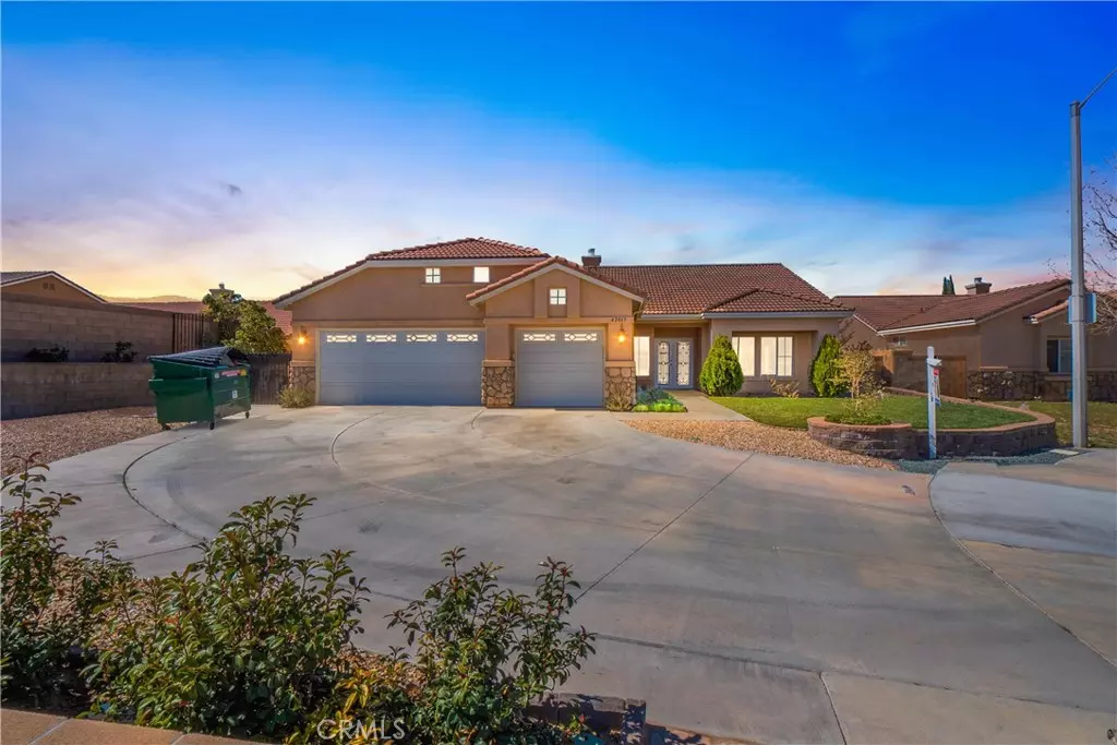 Lancaster, CA 93536,42863 Flag ST