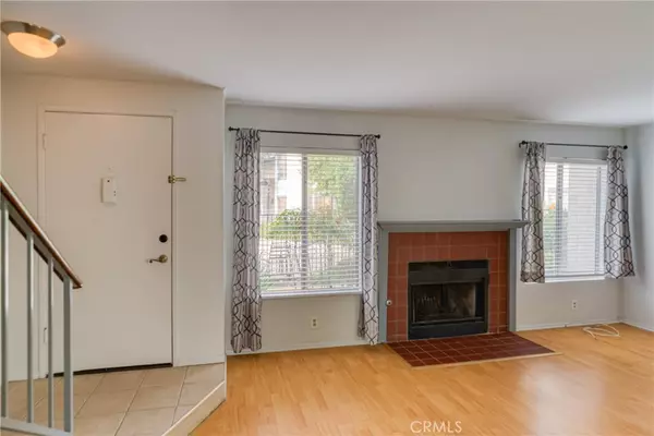 Sun Valley, CA 91352,9250 Sunland BLVD #34