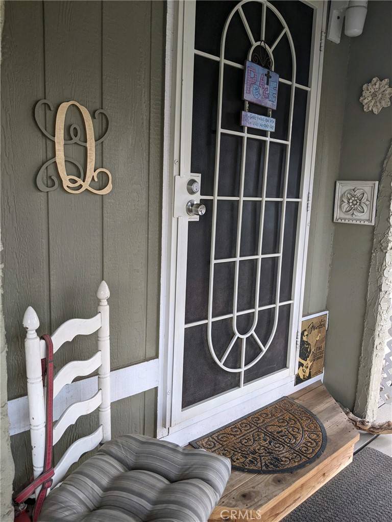 Val Verde, CA 91384,29043 Paradise RD