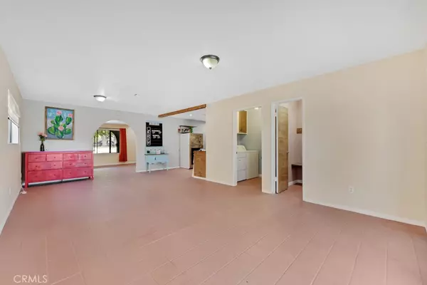 San Fernando, CA 91340,2014 8th ST