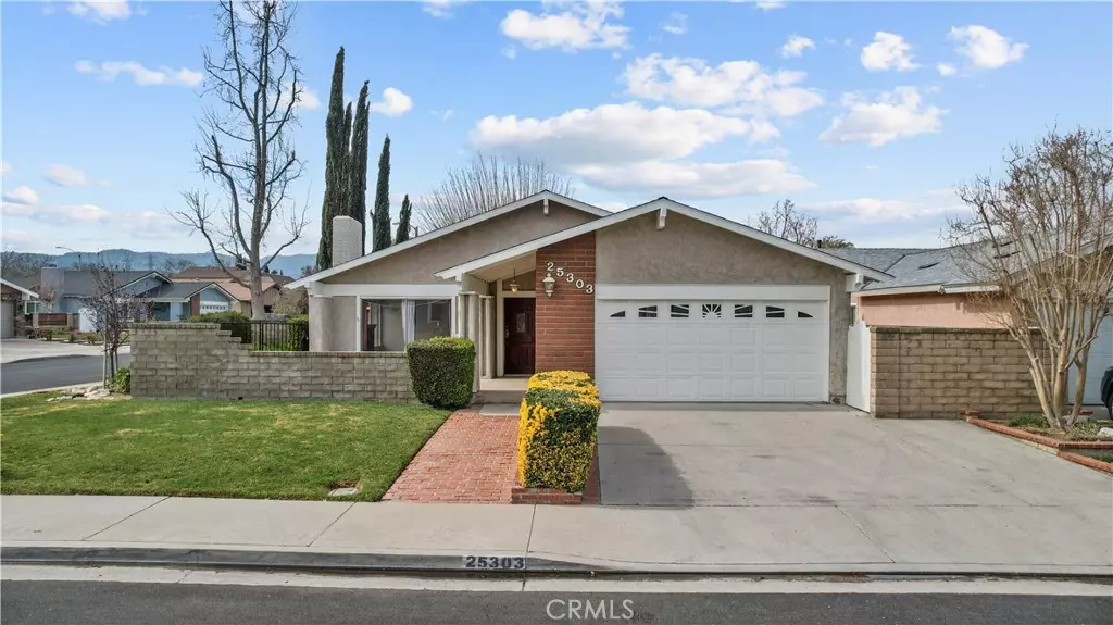 25303 Via Saludo, Valencia, CA 91355