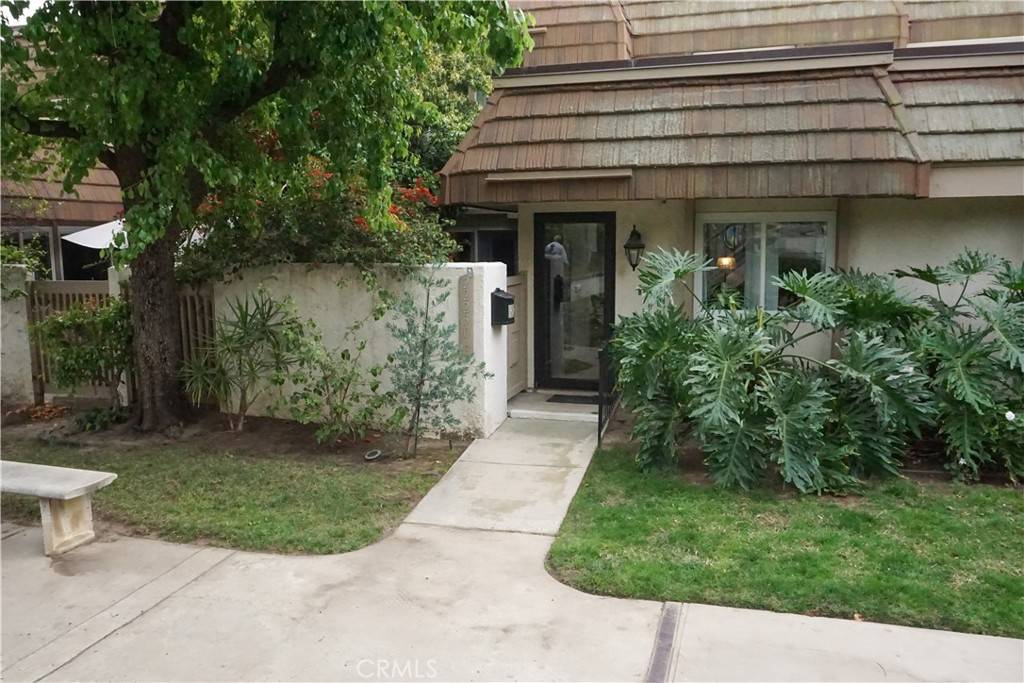 Chatsworth, CA 91311,22230 Germain ST #3