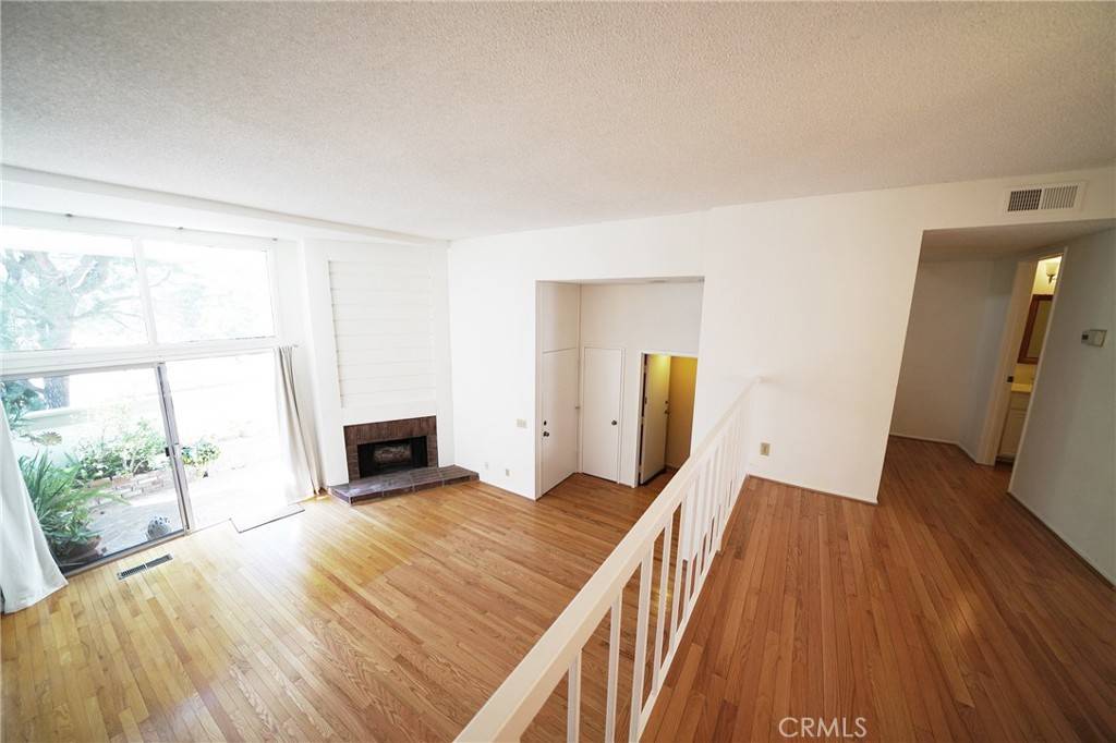 Pacific Palisades, CA 90272,17144 Palisades CIR