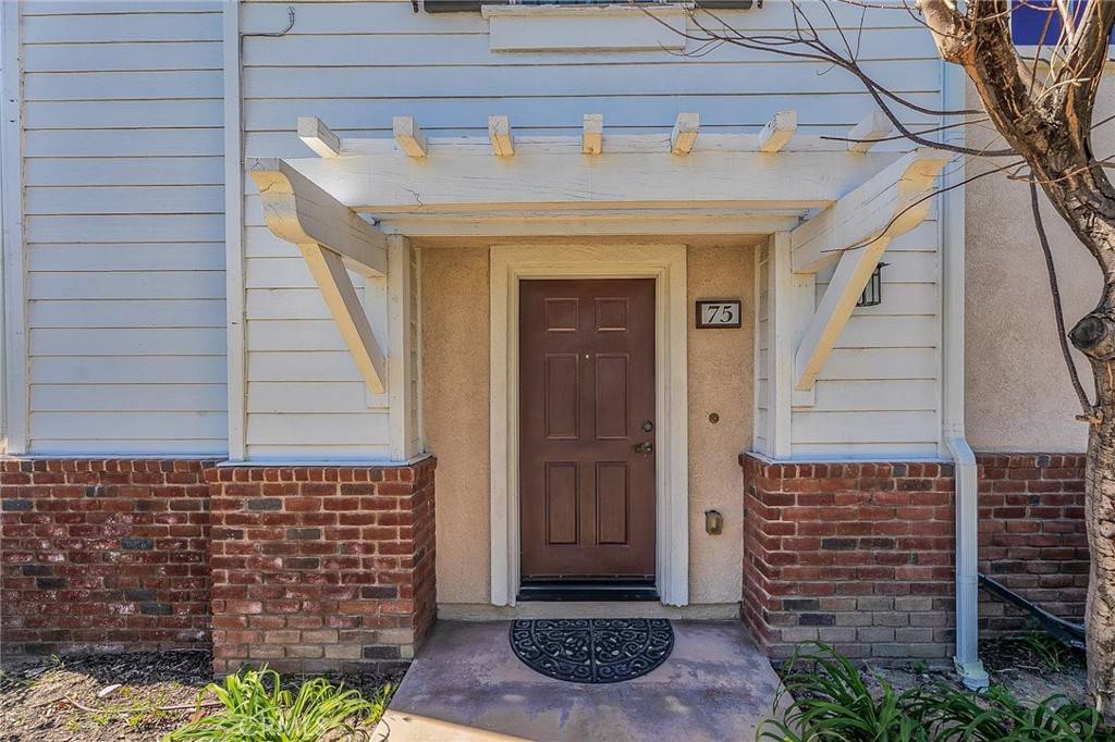 Sylmar, CA 91342,16706 Nicklaus DR #75