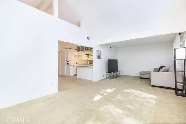 Chatsworth, CA 91311,10530 Larwin AVE #1