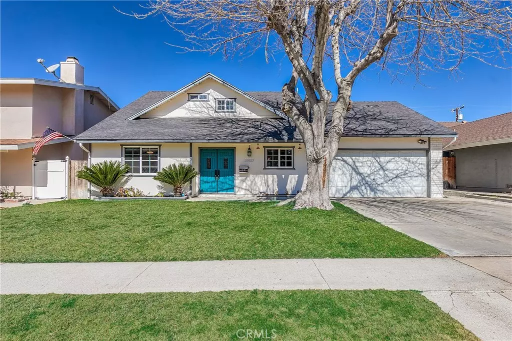 Saugus, CA 91350,20827 Kingscrest DR