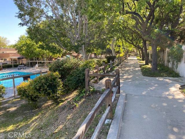 Chatsworth, CA 91311,10060 Larwin AVE #6