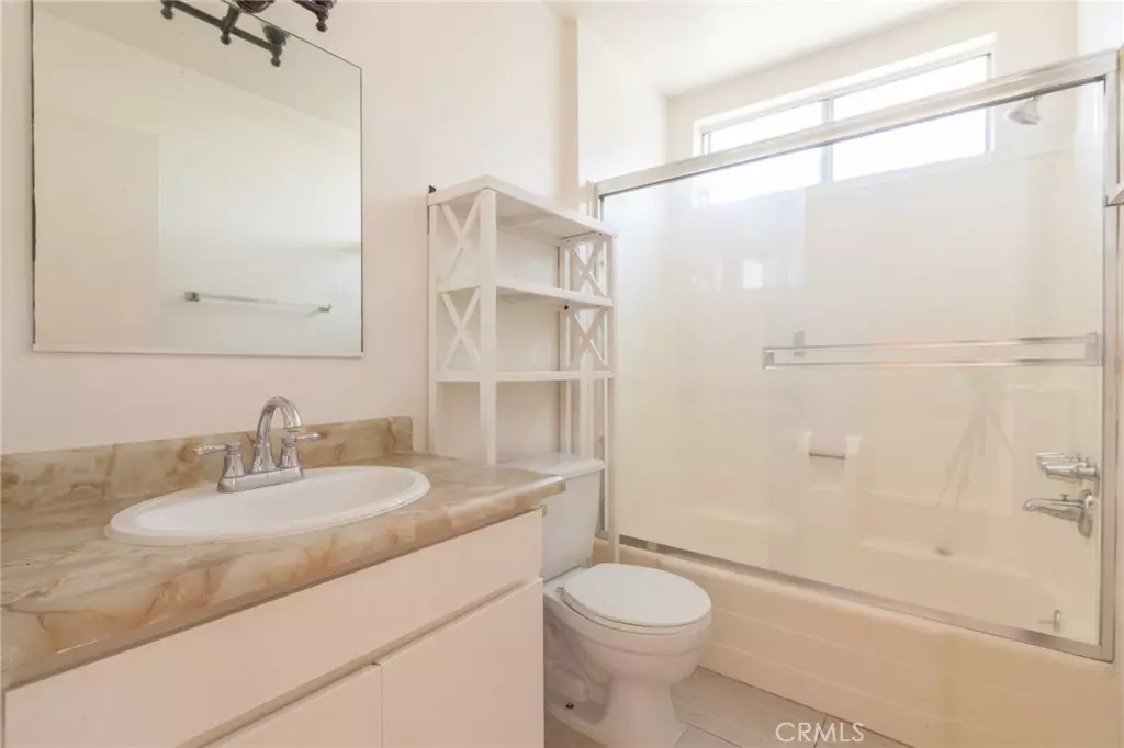 Studio City, CA 91604,12157 Moorpark ST #206