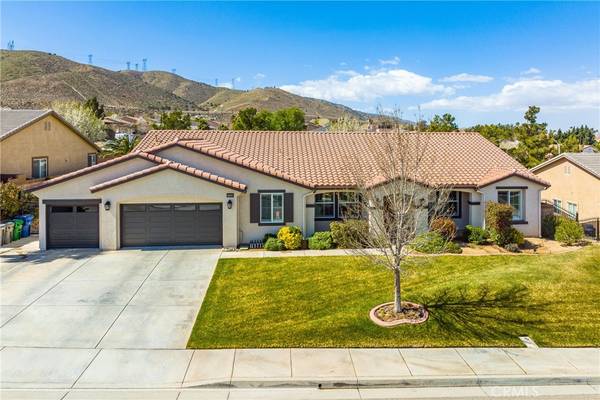 40809 Los Amores CT, Palmdale, CA 93551