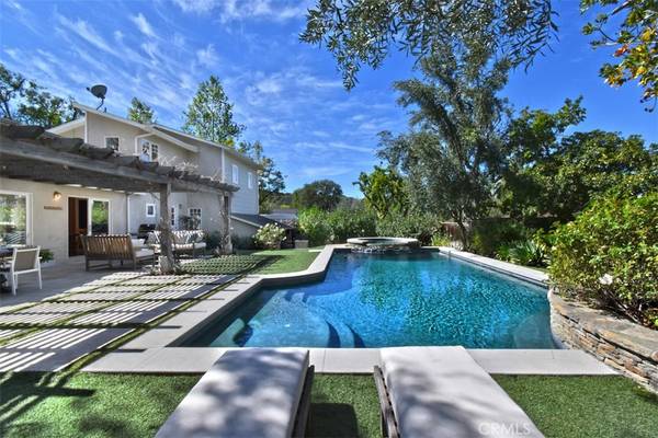 Woodland Hills, CA 91364,4722 Vista De Oro AVE