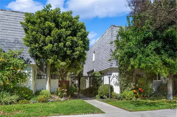 10845 Blix ST #1, Toluca Lake, CA 91602