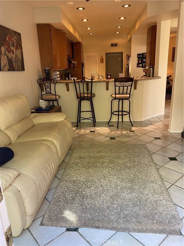 Calabasas, CA 91302,23055 Park Privado #72