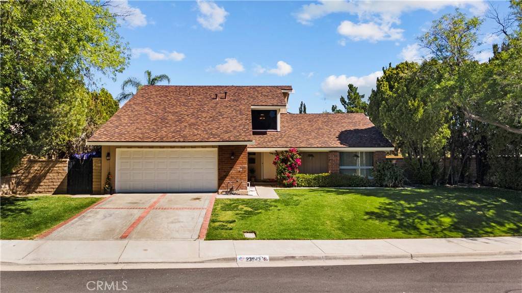 23943 Via Flamenco, Valencia, CA 91355