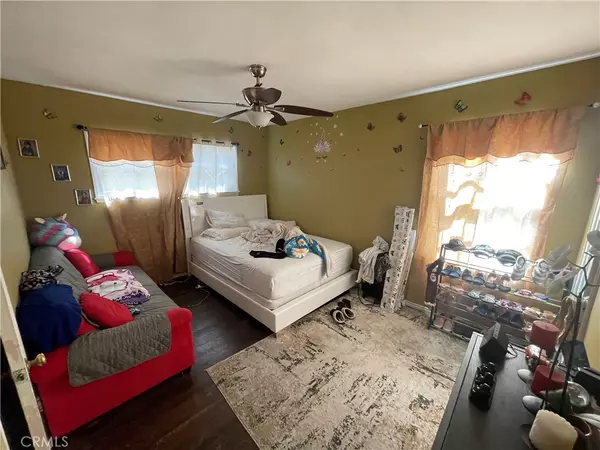 Lake Balboa, CA 91406,17072 Cantara ST