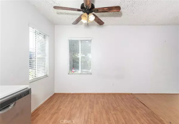 Woodland Hills, CA 91367,5308 Woodlake AVE