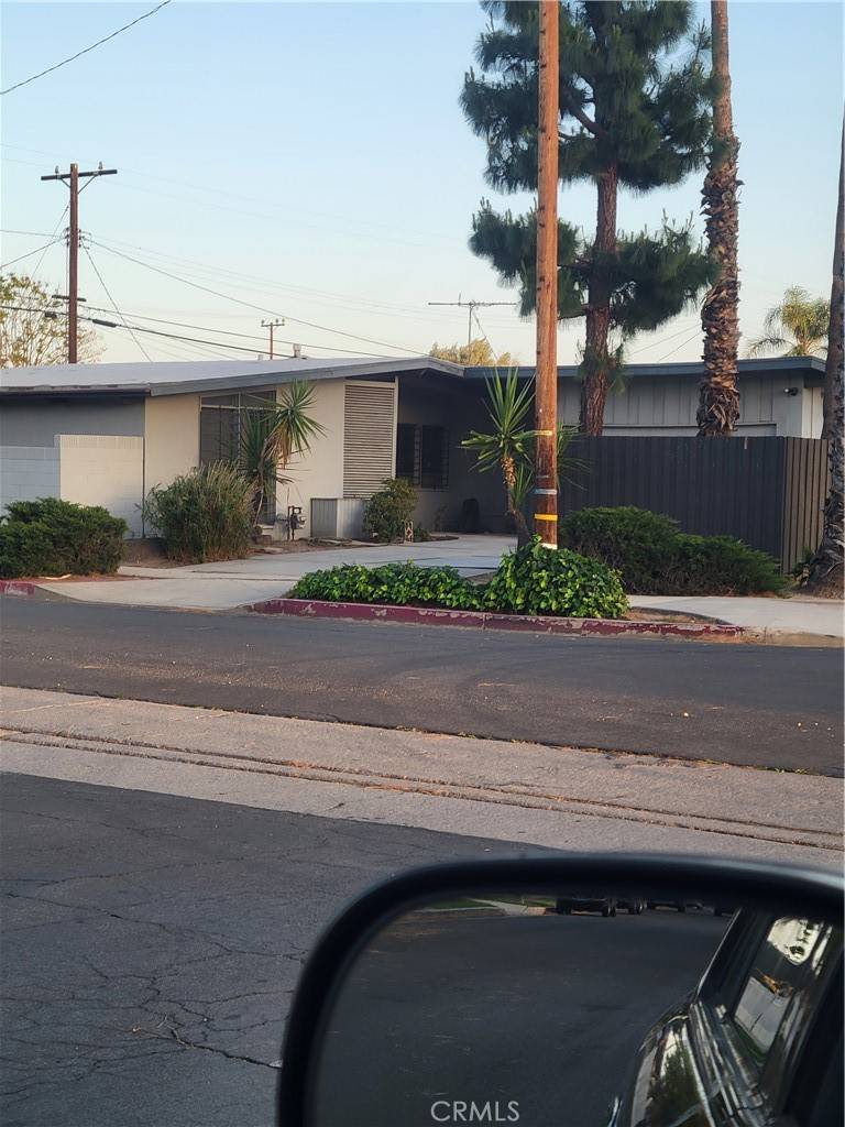 10876 Paso Robles AVE, Granada Hills, CA 91344