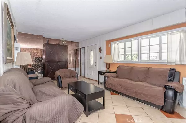 North Hollywood, CA 91606,11328 Calvert ST