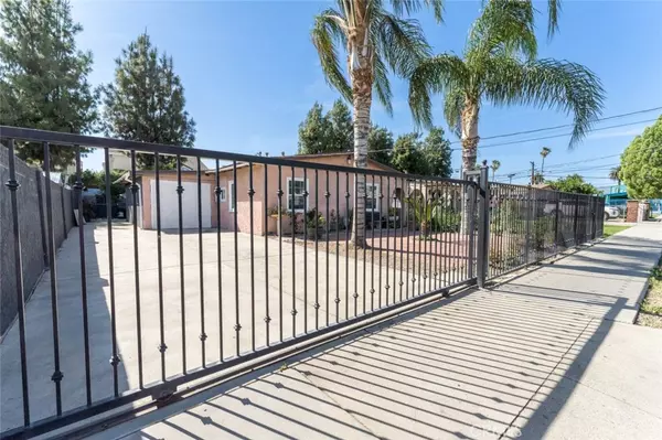 Canoga Park, CA 91303,7113 Independence AVE