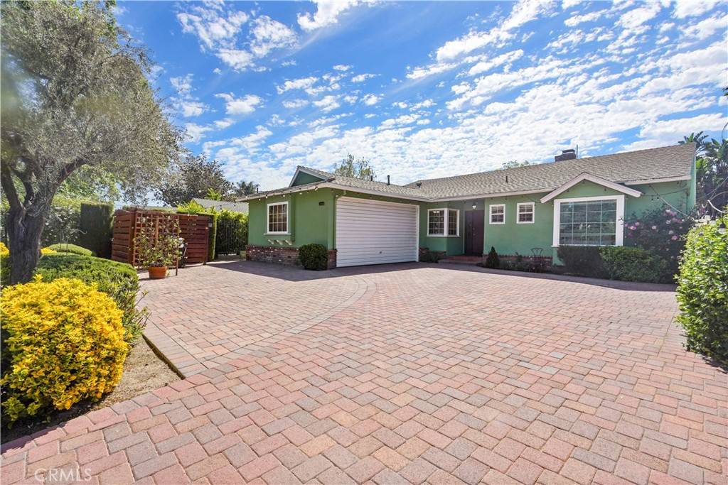 1710 W Riverside DR, Burbank, CA 91506